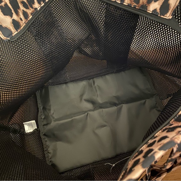 Victoria’s Secret Leopard Mesh Tote Swim Beach Bag NWT - Picture 9 of 9